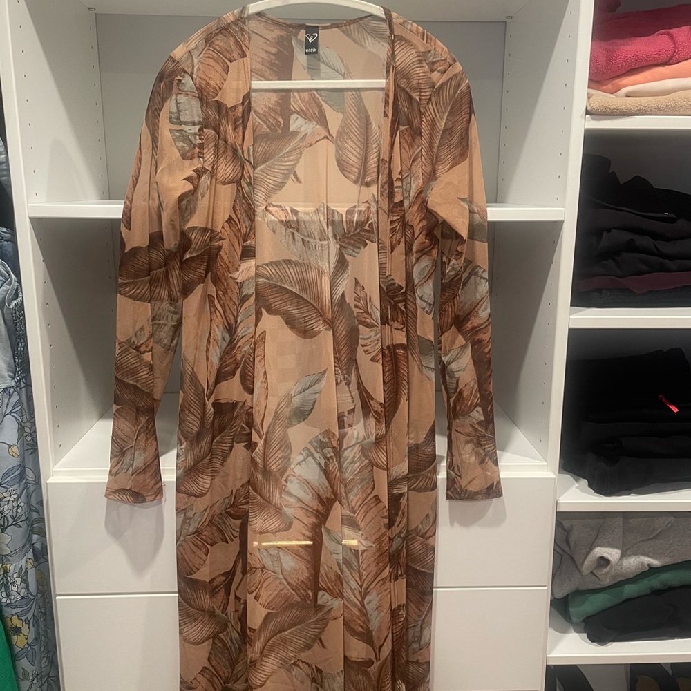 Windsor Brown Leaf Print Kimono
